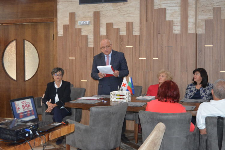 Областната организация на БЧК – Кърджали и нейния директор са удостоени с най-високите отличия на Община Кърджали и НС на БЧК