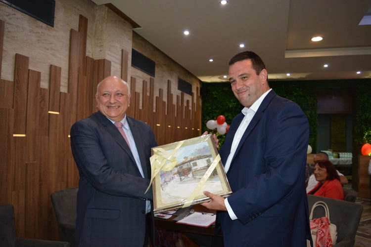 Областната организация на БЧК – Кърджали и нейния директор са удостоени с най-високите отличия на Община Кърджали и НС на БЧК