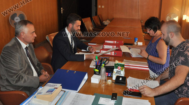 БСП и ВМРО регистрираха кандидатите си за кметове и общински съветници