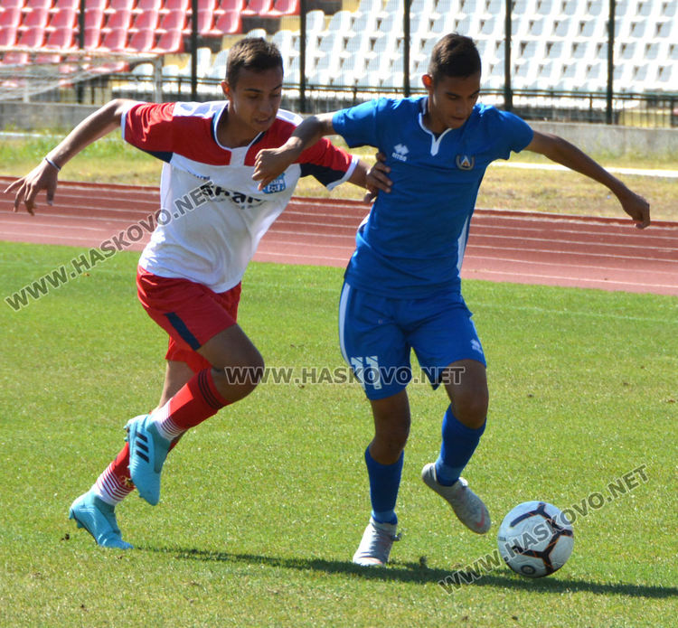 Футболистите на „Асти” отстъпиха на „Левски” с 0:4 в Хасково