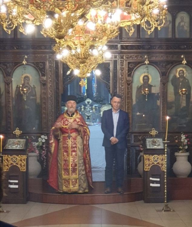 Ашуре в църквите и джамията занесе кметът