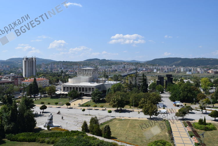 Безоблачно, но хладно в Кърджали