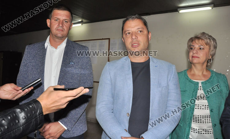 ГЕРБ регистрира кандидатурата на Станислав Дечев и съветници от гражданската квота