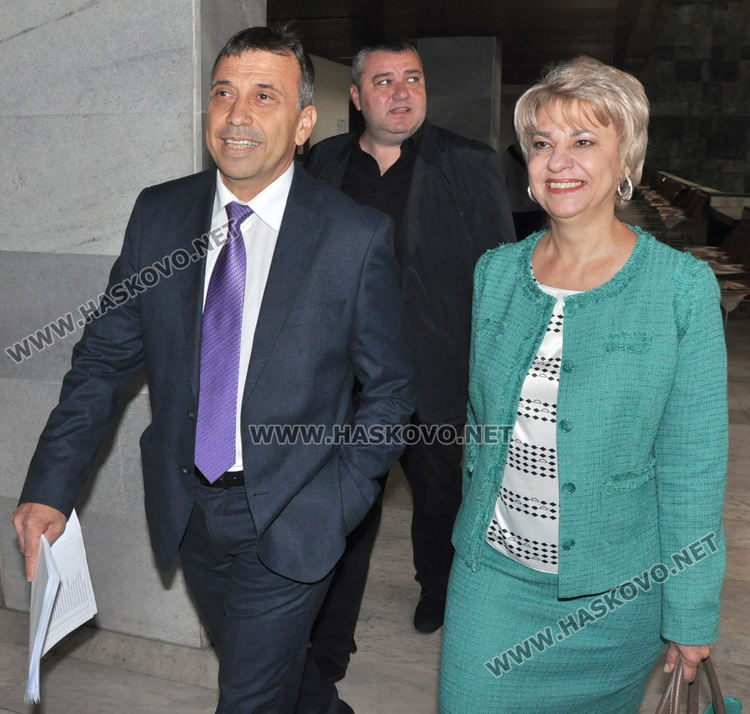 ГЕРБ регистрира кандидатурата на Станислав Дечев и съветници от гражданската квота