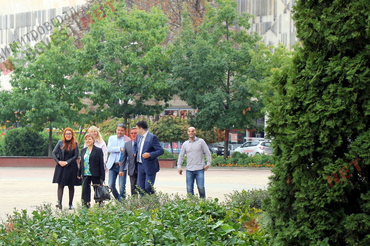 ГЕРБ регистрира пълна листа и кандидат-кметове в Община Димитровград /видео/