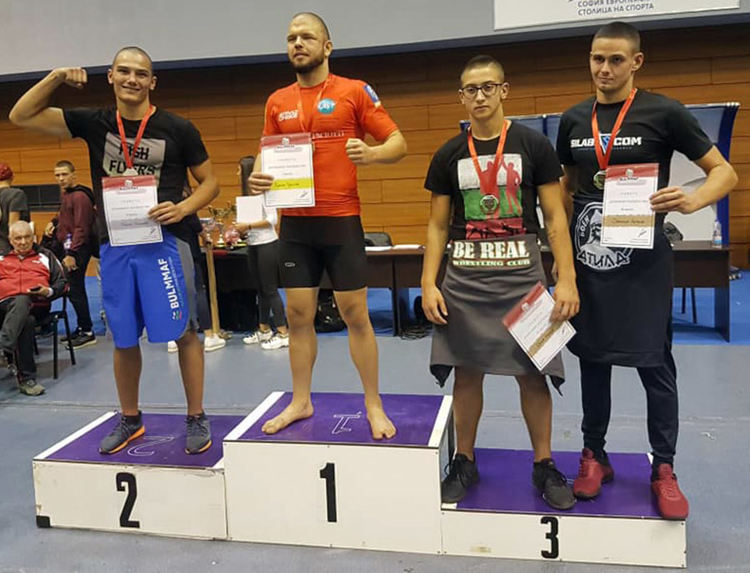 4 медала за хасковските ММА бойци от Държавното в София