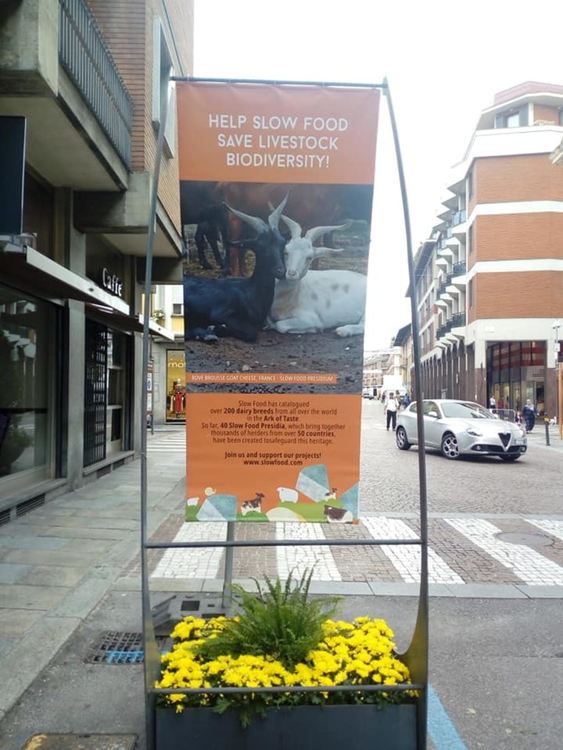 Ферма от с.Искра представи продукти в Италия