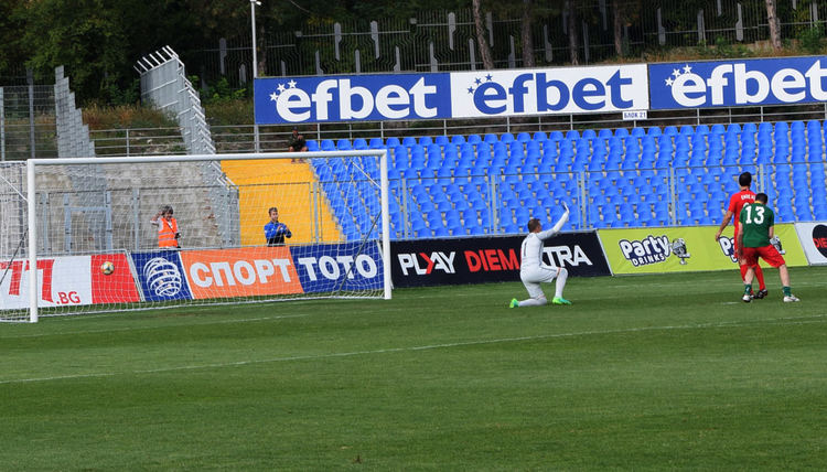 Бронзовите медалисти на България и Турция не излъчиха победител в Кърджали,но зарадваха феновете