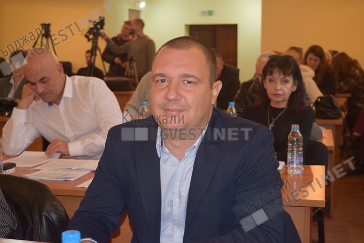 Радослав Милев