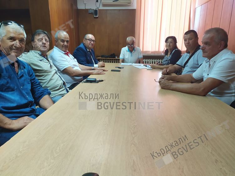 Заключително заседание на ръководството