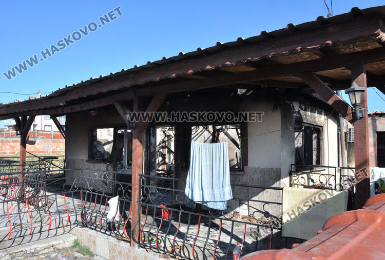 Изгоря нова къща в "Република" на роми гурбетчии