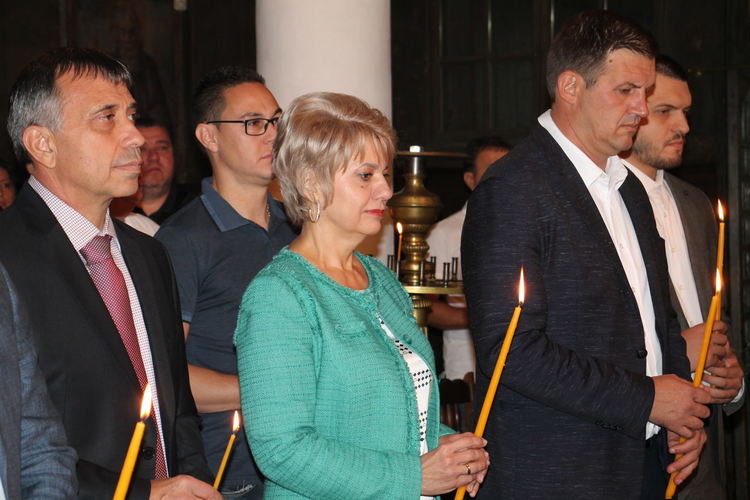 ГЕРБ Хасково откри по традиция предизборната си кампания с водосвет за здраве и благоденствие