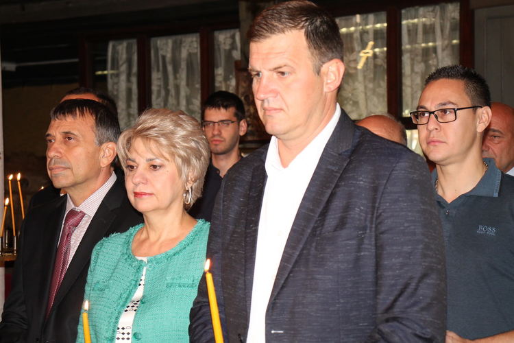 ГЕРБ Хасково откри по традиция предизборната си кампания с водосвет за здраве и благоденствие