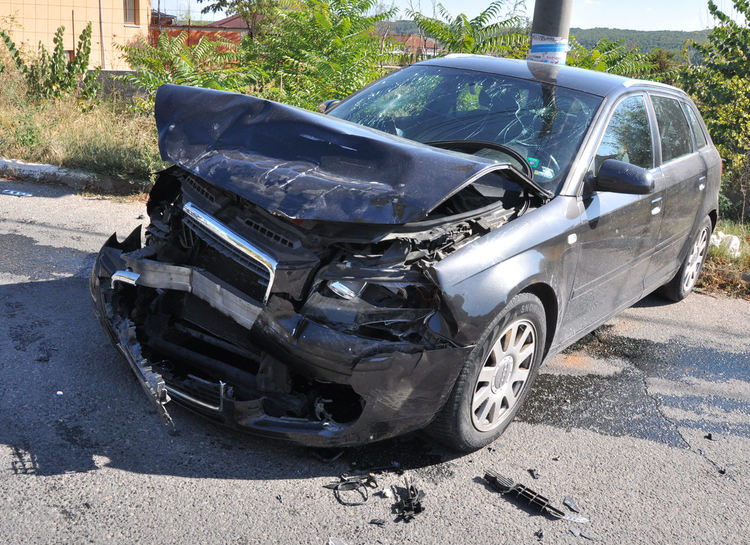 Челен сблъсък на входа на Конуш между варненска Хонда и Хасковско Ауди