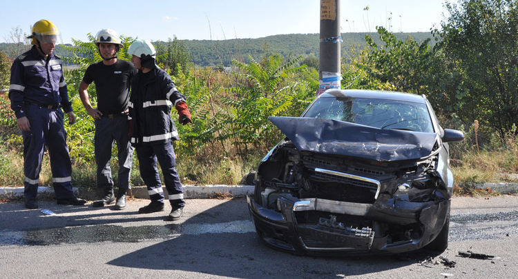 Челен сблъсък на входа на Конуш между варненска Хонда и Хасковско Ауди