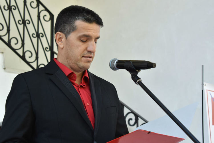 Д-р Емил Караиванов, БСП, кандидат-кмет на община Асеновград: Вярвам, че посоката е вярна, това ме задължава да продължа