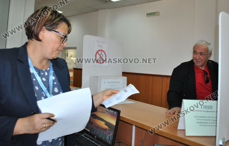 3160 души подадоха заявления за пенсиониране в НОИ-Хасково