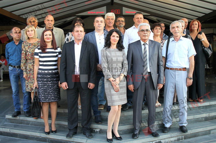 БСП стартира своята кампания в очакване на оспорвана надпревара