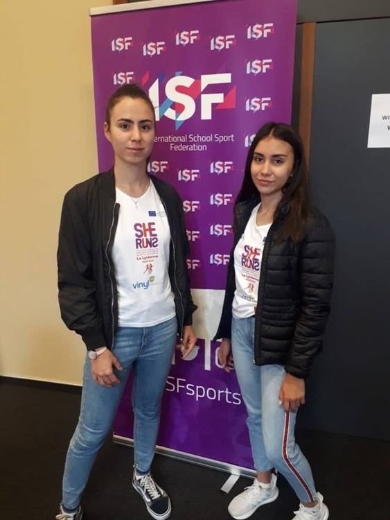 Демет и Бурчин от „Славейков“ на международна конференция в Брюксел