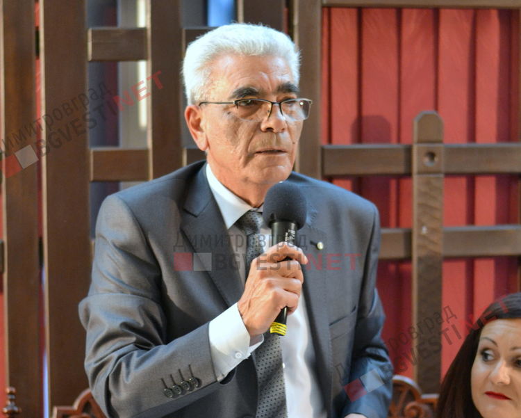 БСП стартира своята кампания в очакване на оспорвана надпревара