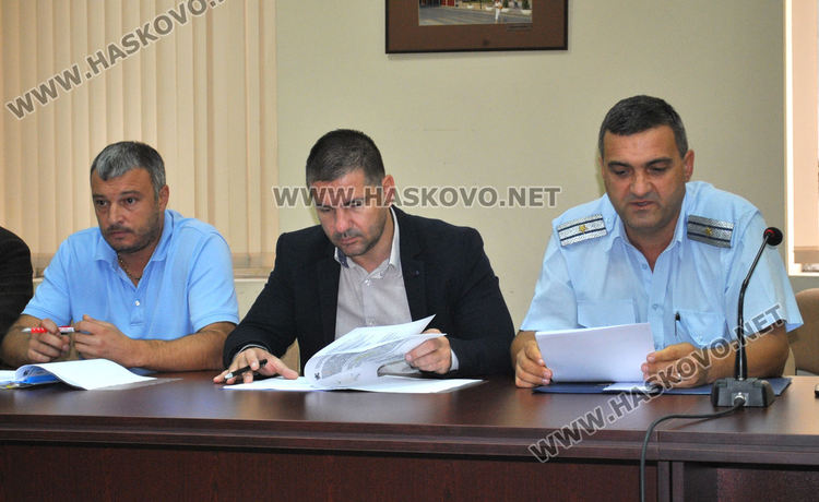 Четири бързи производства срещу нелегални превозвачи