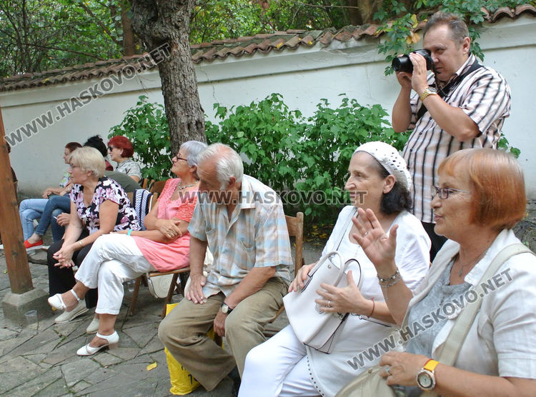 Музикантите от Хасково се събраха с почит към колегите си