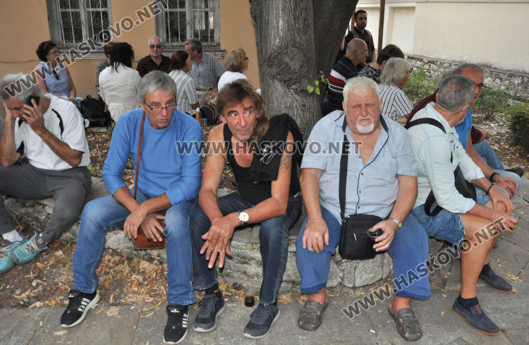 Музикантите от Хасково се събраха с почит към колегите си