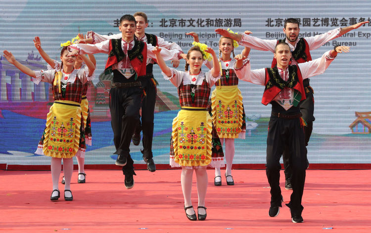 Ансамбъл “Хасково” представя България на световен фестивал в Китай