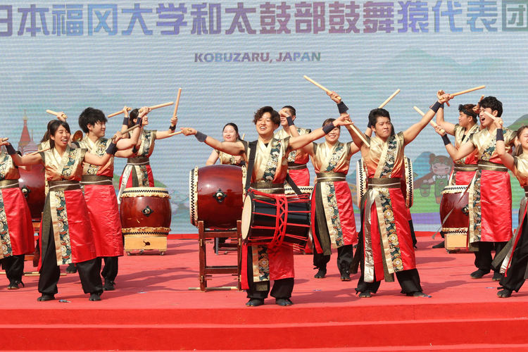 Ансамбъл “Хасково” представя България на световен фестивал в Китай