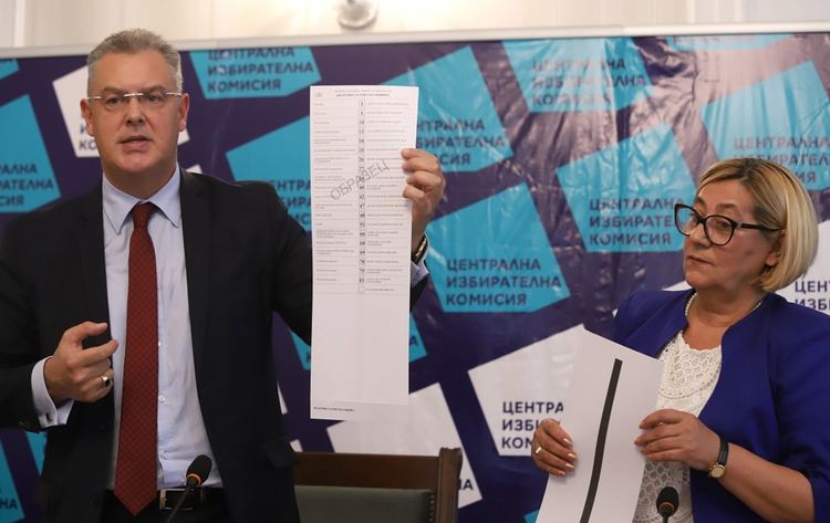 Квадратчето "не подкрепям никого" отчита само избирателната активност