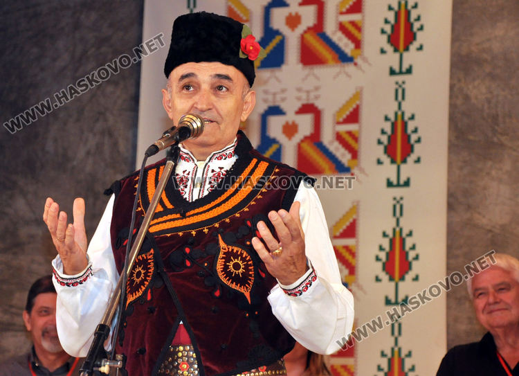 Фолклористи от 4 до 90 години във втория фестивал "С песните на Тодор Кожухаров"