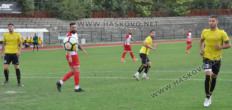 ФК „Хасково” записа 1:1 срещу „Миньор” на „Ямача”