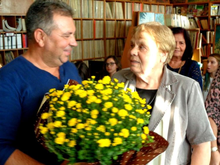 Хасковската поетеса Стойка Мариновска представи новата си книга „Пак сме заедно”