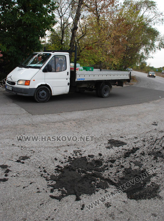 Глобяват фирма за разсипване на отпадъци от пречиствателна станция край Хасково