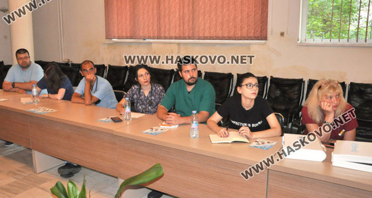38 млади лекари специализират в  Хасковската болница