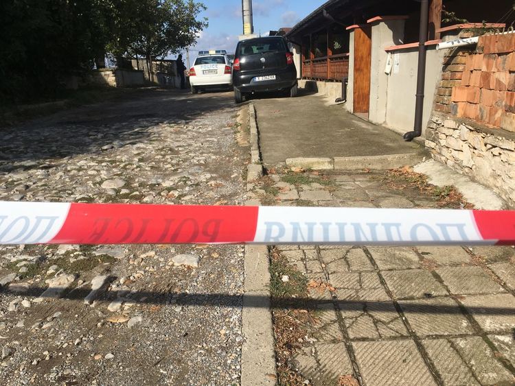 Орешник под обсада на спецслужбите заради убийството на фелдшер