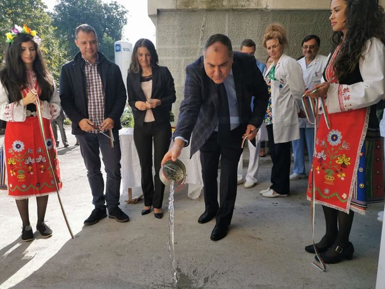 Д-р Гелов: Ремонтът на Отделението по хемодиализа се случи благодарение на Станислав Дечев и Делян Добрев