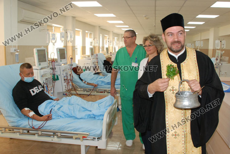 Модернизираната хемодиализа в Хасково поема по 22-ма пациенти наведнъж