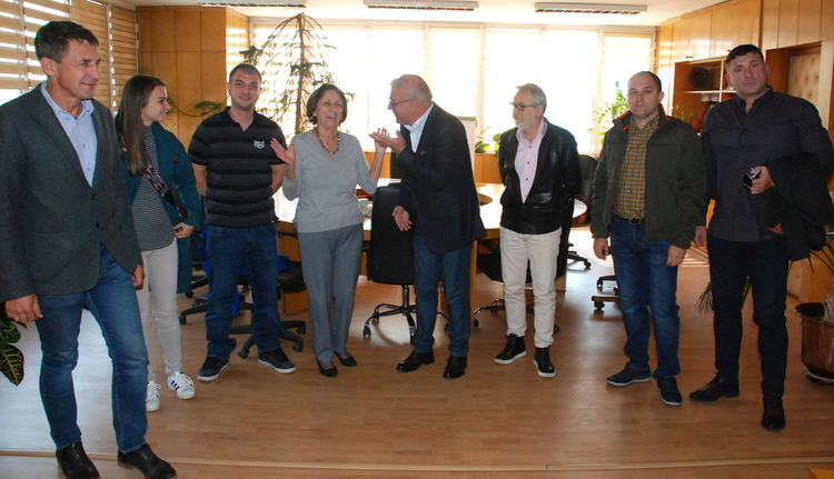 Драгомир Андонов и екипът му от "Демократична България" залагат на дуалното обучение