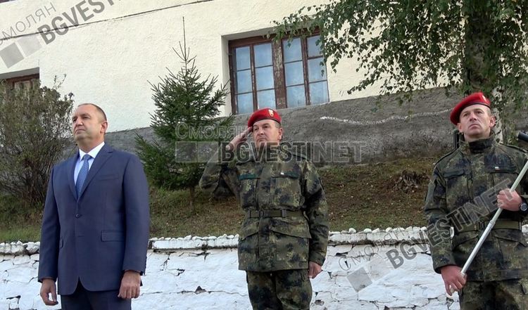 Президентът Радев: 101 алпийски полк в Смолян генерира уникални отбранителни способности