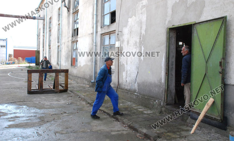 Горя цех с памук в Източната индустриална зона