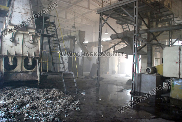 Горя цех с памук в Източната индустриална зона