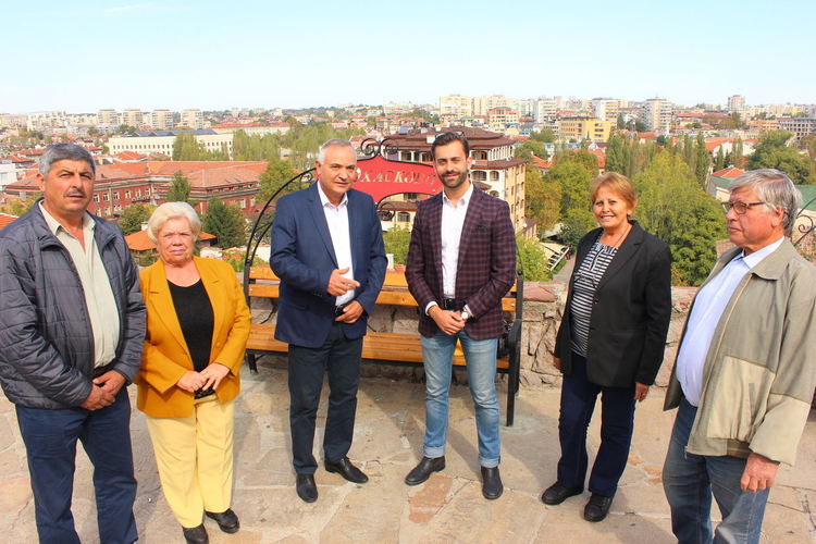 Кандидатът за кмет на Хасково от БСП Коста Стоев предизвиква на дебат опонента си Станислав Дечев от ГЕРБ