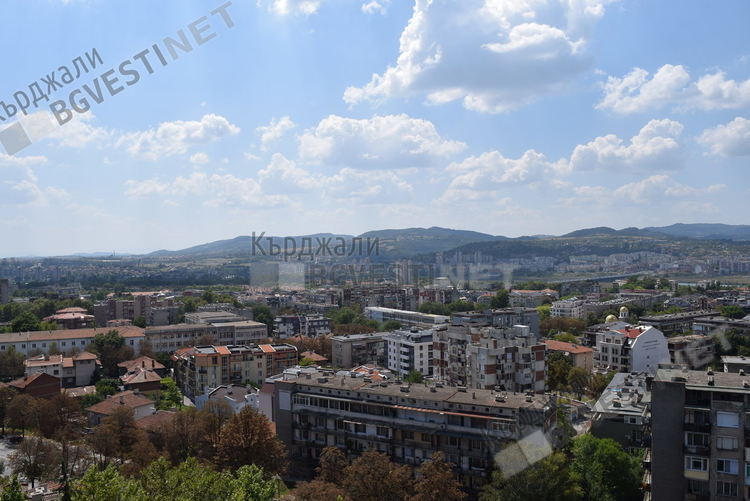 Променлива облачност ще има днес над Кърджали, очаква се слаб вятър