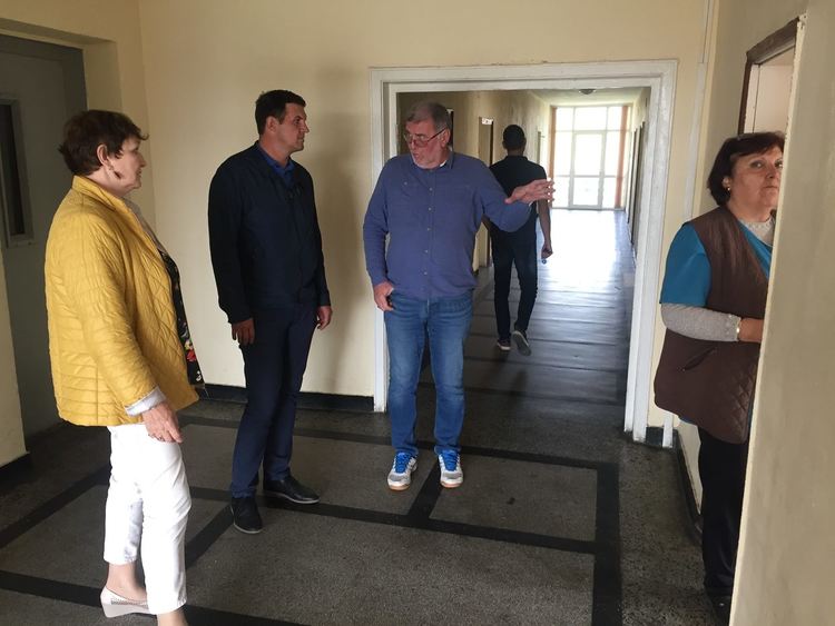 Кандидат- кметът на Хасково Станислав Дечев и кандидати за съветници от листата на ГЕРБ представиха идеите си за развитие на Обединените ученически общежития