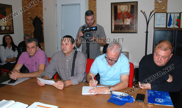 Работна група в Министерството на енергетиката ще търси изход за кризата в „Неохим“