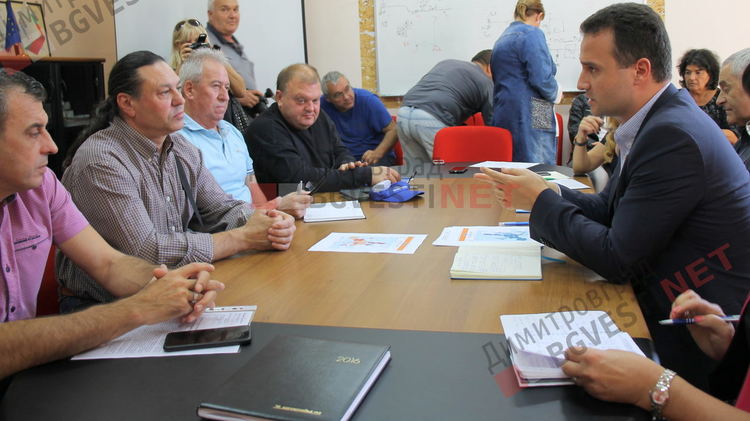 Държавата застава зад гърба на работещите в Неохим, заяви зам-министър Станков