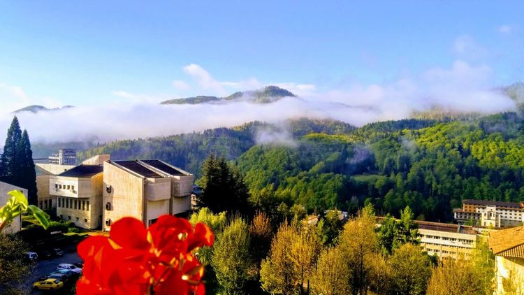 От 12 до 68-годишни в оспорвано състезание за уникални фотоси, ето кои ще красят календара на Община Смолян за 2020-та