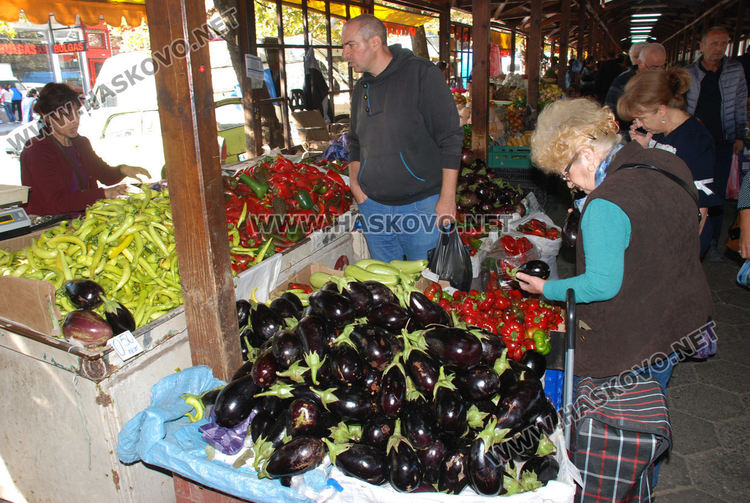 Масово пазаруване в сезона на зимнината