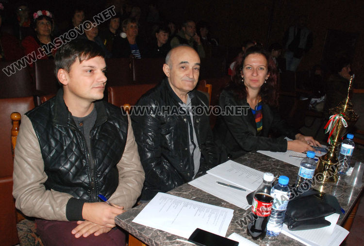 Носии на по 3 века представиха на фолклорния празник в Узунджово